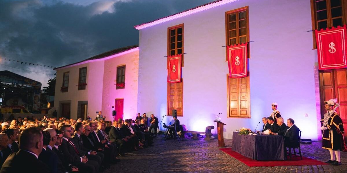 316bd624-4c65-4399-8183-052edbf540e9