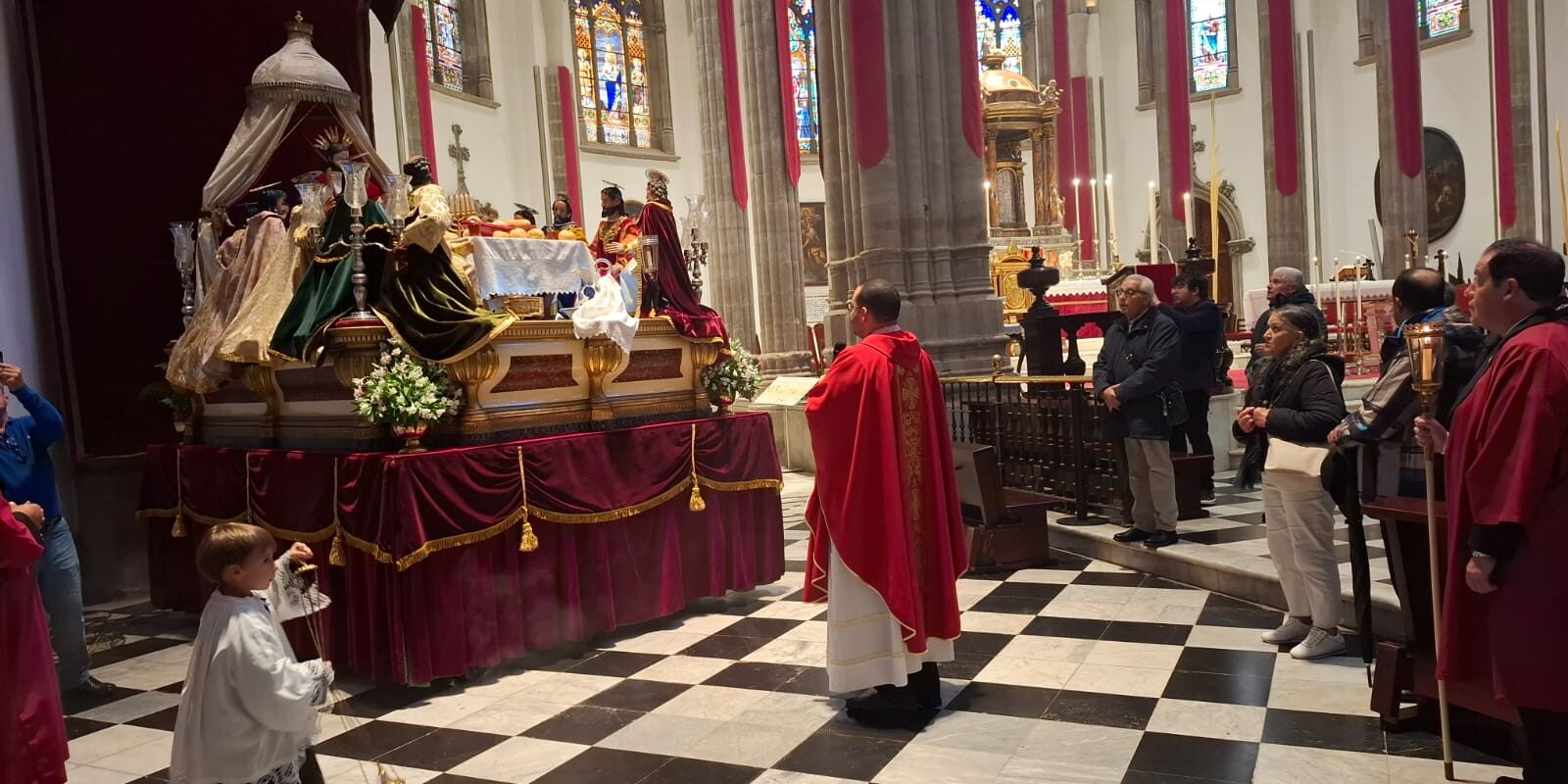 9afddf90-4302-4beb-8272-ce689a36872a