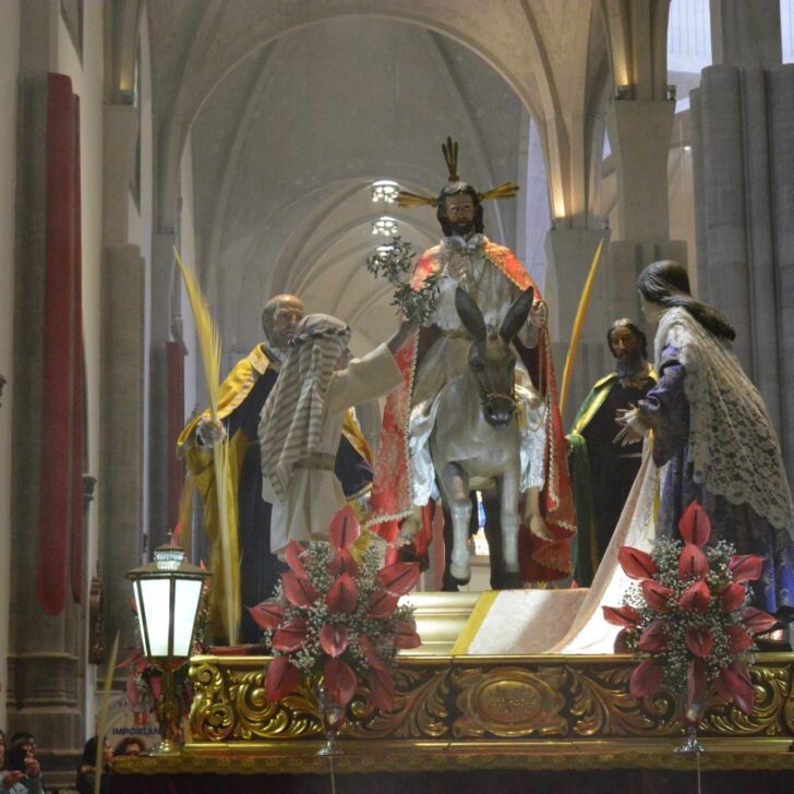 f81b069f-de60-4598-8e9b-664fd200dcc2